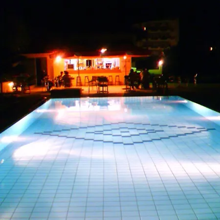 Aparthotel Eleni Palace 3*