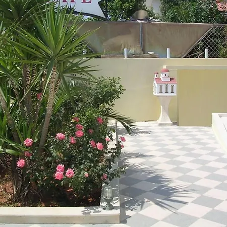 Eleni Palace Aparthotel 3*